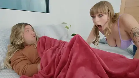 Rubbing herself while a guy is cheating with a blond