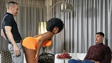 Dark-hued hottie on her knees gives husband's boss a fellatio